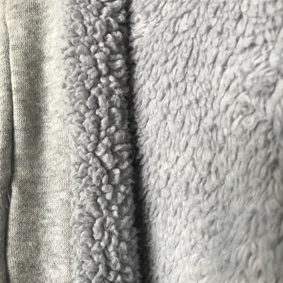 Gray Roxy sweater - Picture 4 of 5